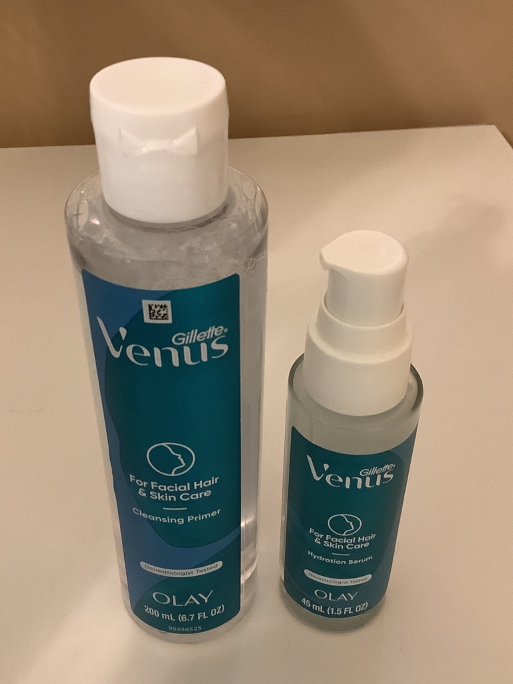 Gillette Venus Hydration Serum & Cleansing Primer Duo - New